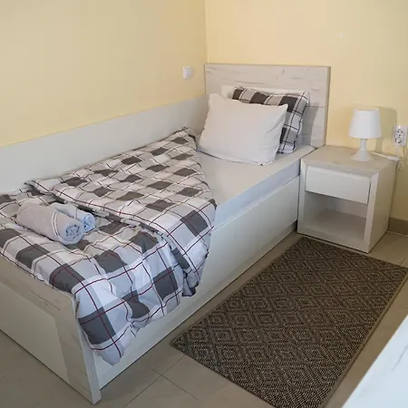 Studio Apartments Maksimovic Nis Exterior photo