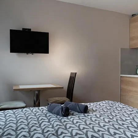 Studio Apartments Maksimovic Nis Exterior photo